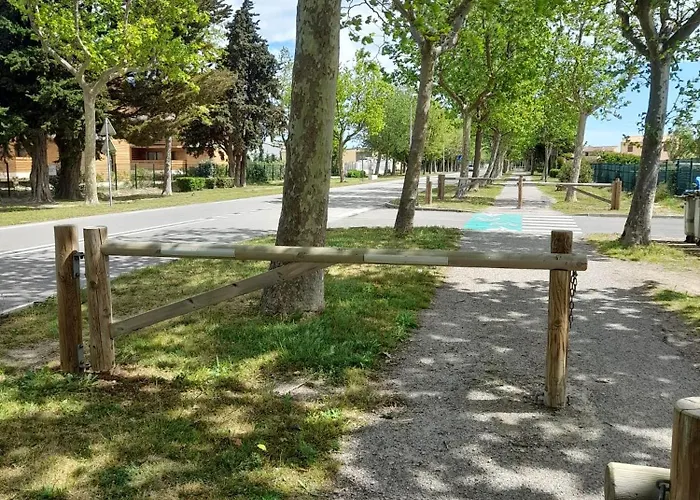 Agreable Dans La Marina Avec Piscine Saint-Cyprien (Pyrenees-Orientales)